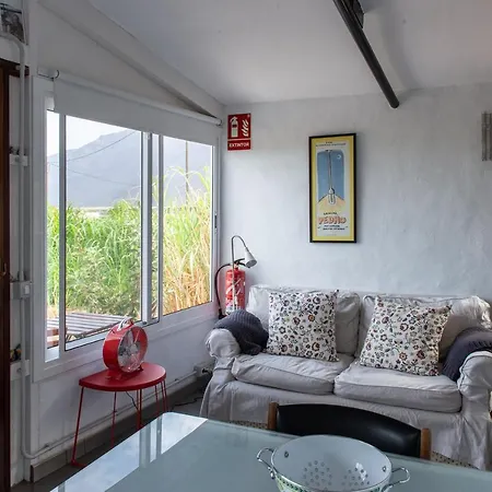 Сasa de vacaciones Beautiful Coastal House On A Tranquil Organic Farm Guinea