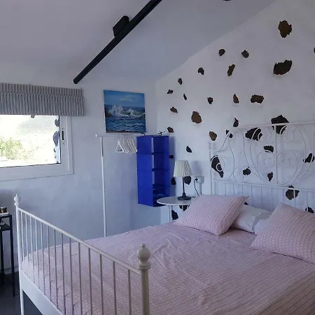 Сasa de vacaciones Beautiful Coastal House On A Tranquil Organic Farm *