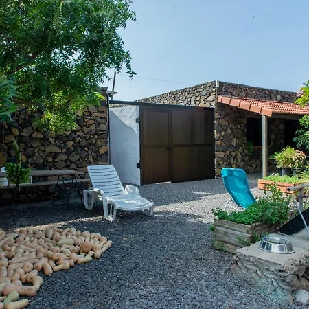 Beautiful Coastal House On A Tranquil Organic Farm * Guinea