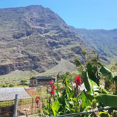 Beautiful Coastal House On A Tranquil Organic Farm Holiday home *